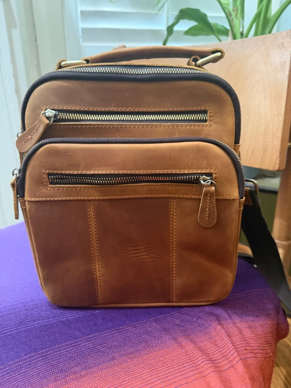Jack&Chris Leather Messenger Bag.